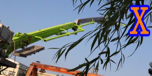 混凝土布料機之電動機額定（dìng）電流、額（é）定電壓的變（biàn）動範圍