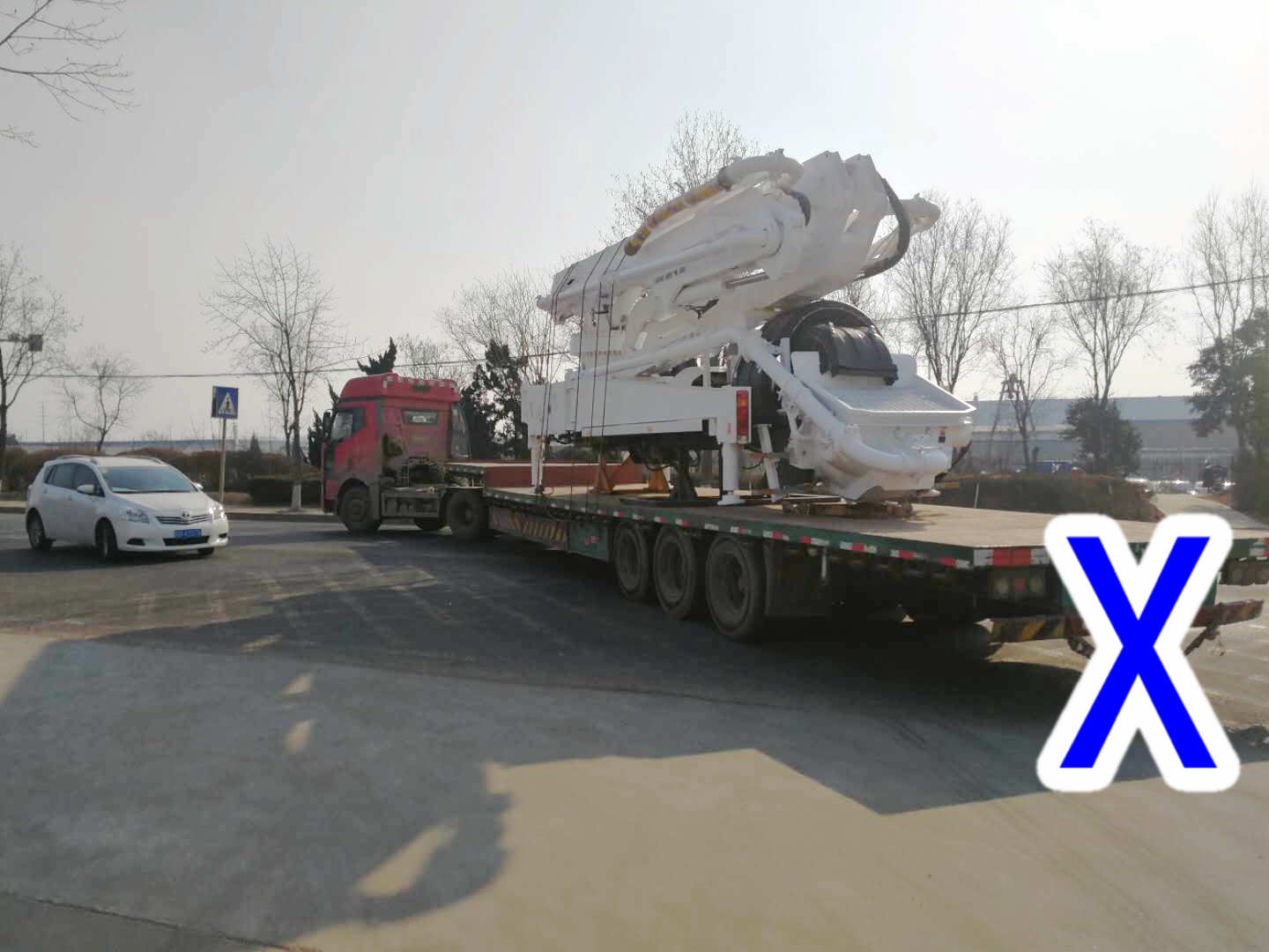 青（qīng）島小型混凝土泵車價格