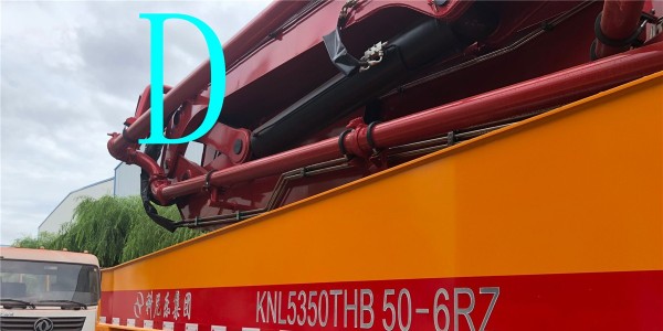 為什麽（me）小型混凝（níng）土泵車離（lí）不開潤管劑？