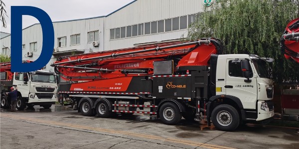 混凝土泵車柴油（yóu）精濾更換方（fāng）法