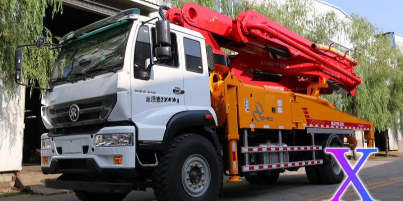 小（xiǎo）型混凝土泵車保證混凝土澆築的質量，正確的做法（fǎ）是什麽？——科尼樂