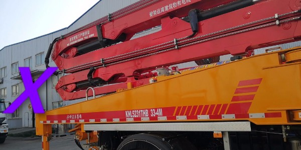 小（xiǎo）型泵車之配件—車身清洗該選擇哪種溶劑？