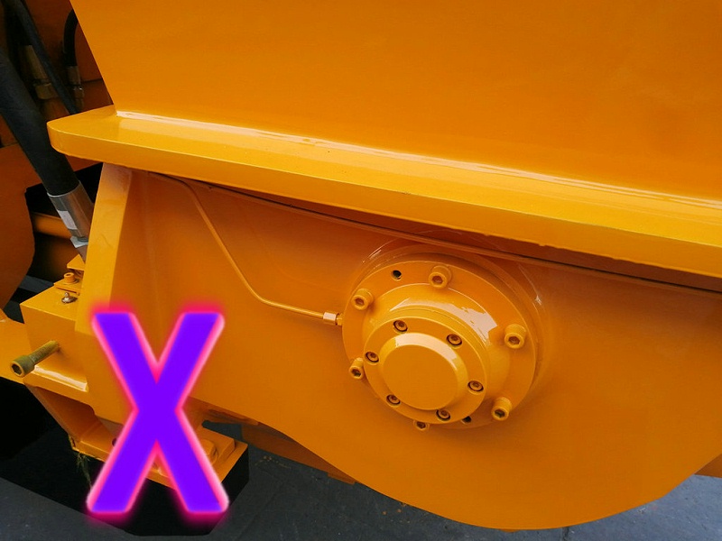 青島混凝（níng）土輸送泵價格 (6)